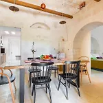 别墅 Trulli Almaviva By Perle Di Puglia
