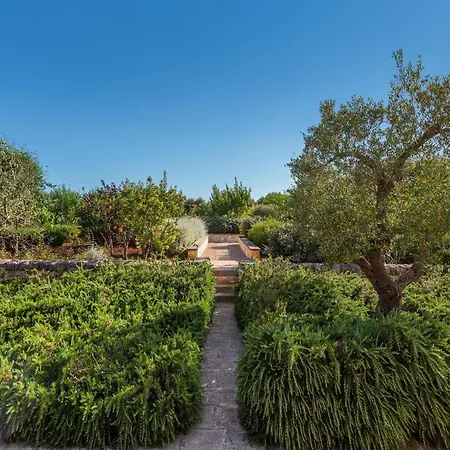 빌라 Trulli Almaviva By Perle Di Puglia 치스테르니노